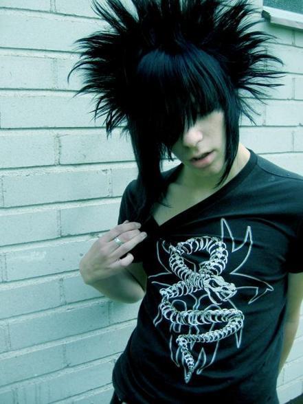 ♥♥♥♥SoMeThInG aBoUt EmO♥♥♥♥ - 