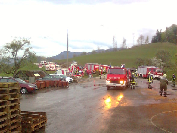 Feuerwehrübung Koglerhof 18.04.09 - 