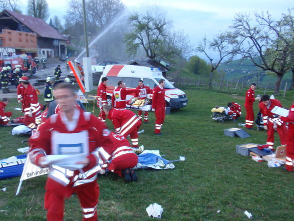 Feuerwehrübung Koglerhof 18.04.09 - 