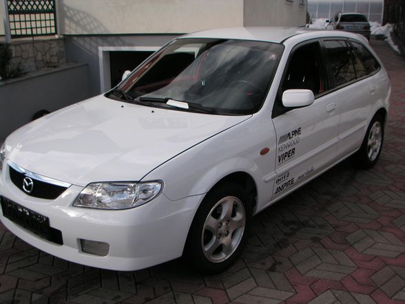 MAZDA 323 BJ - 