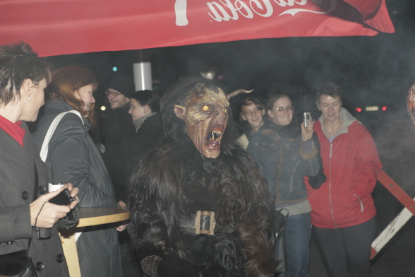 Perchtenlauf beim Rk wels - 