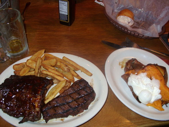 Texas Road House - 