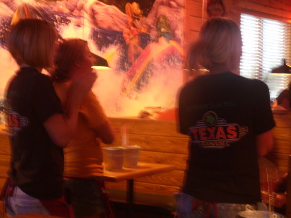 Texas Road House - 