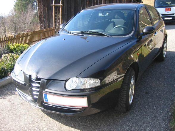 Alfa Romeo 147 - 