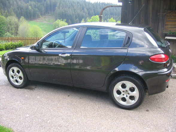 Alfa Romeo 147 - 