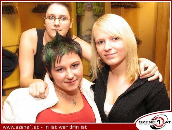 meine  friends and I ;-) - 