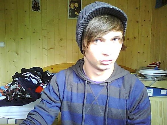 Langweilig vor der webcam xD - 