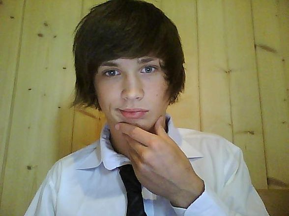 Langweilig vor der webcam xD - 