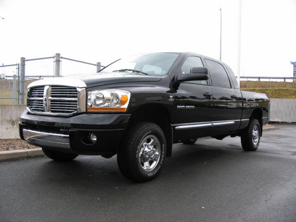 Dodge Ram - 