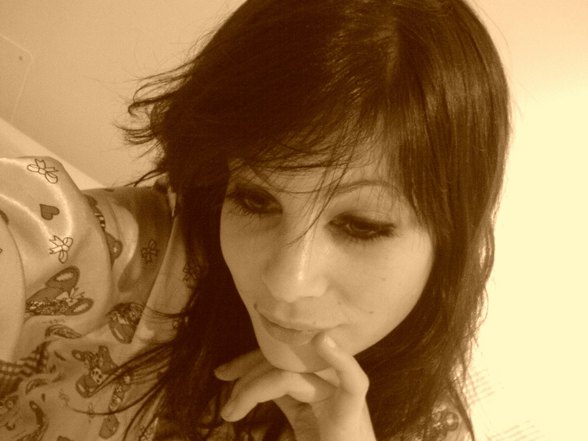 ...& ela*) - 