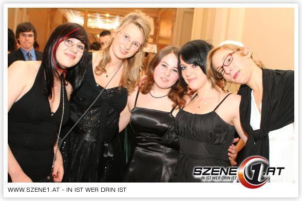 Auhof Ball - 