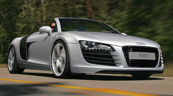 Audi R8 - 