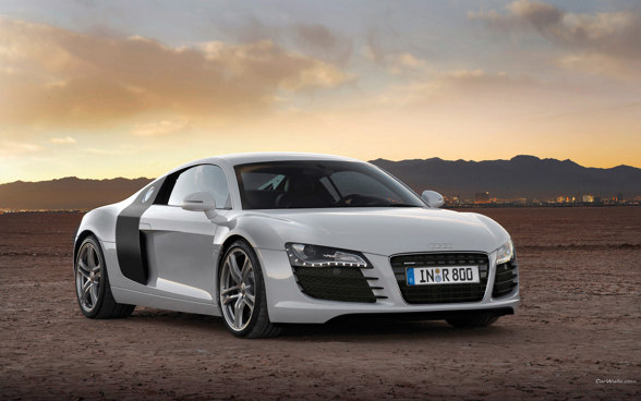 Audi R8 - 