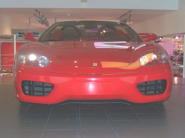 FERRARI Maranello - 