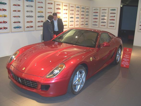 FERRARI Maranello - 