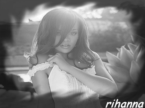 *RiHaNnA* - 