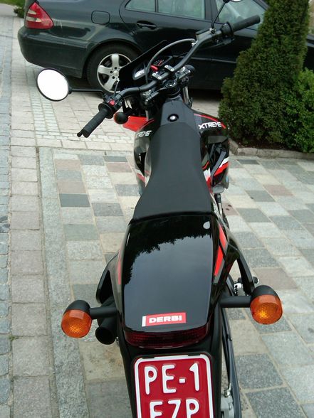 Mei Moped - 