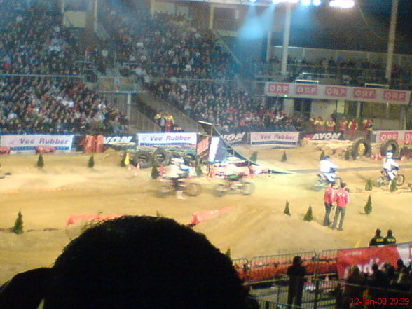 Night of the Jumps (Intersport Arena) - 