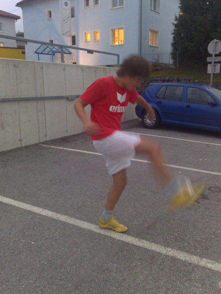 ...street soccer... - 