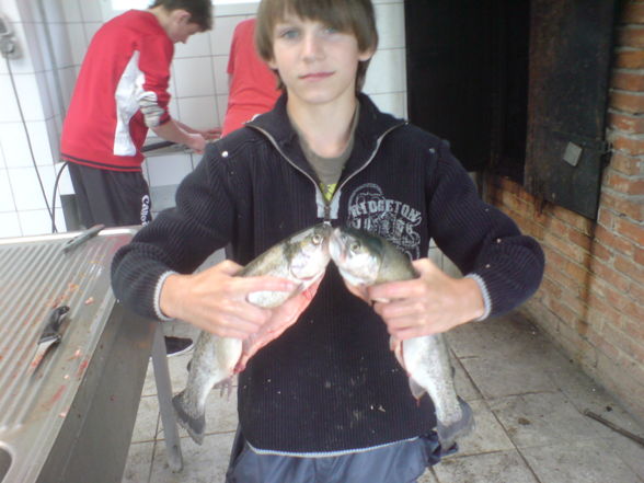 iiii und da Reita beim fischn!!!!!! - 