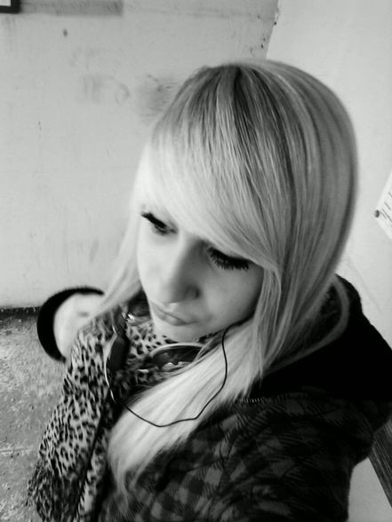 blond. *-* - 