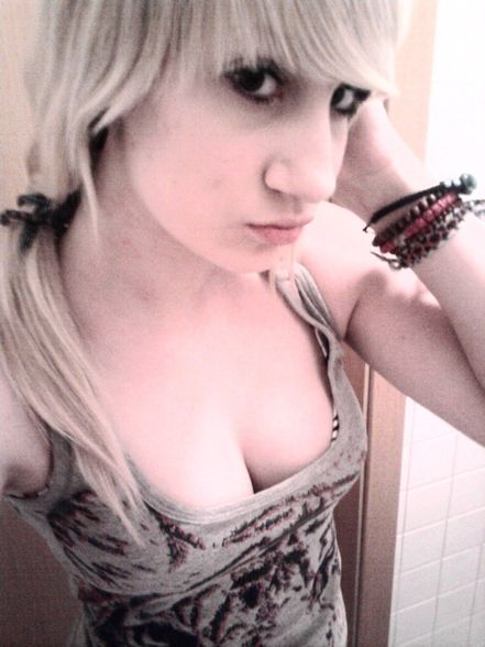 blond. *-* - 