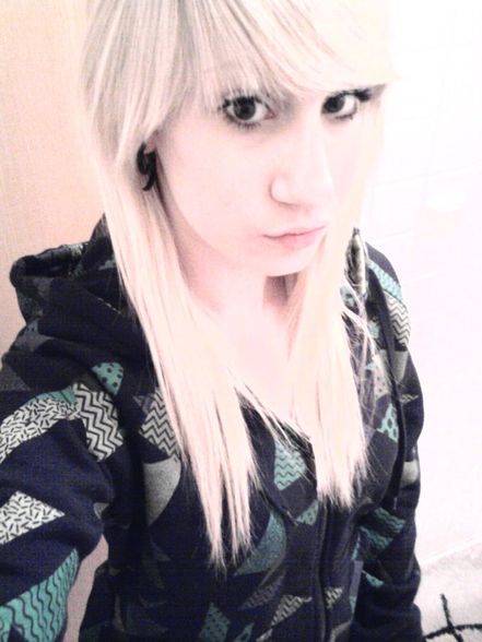 blond. *-* - 