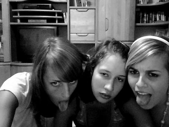 my sweet/crazy friends and I!! - 