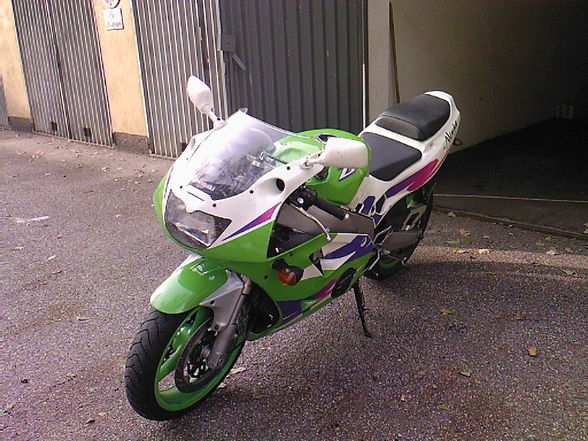 ZXR 400 - 