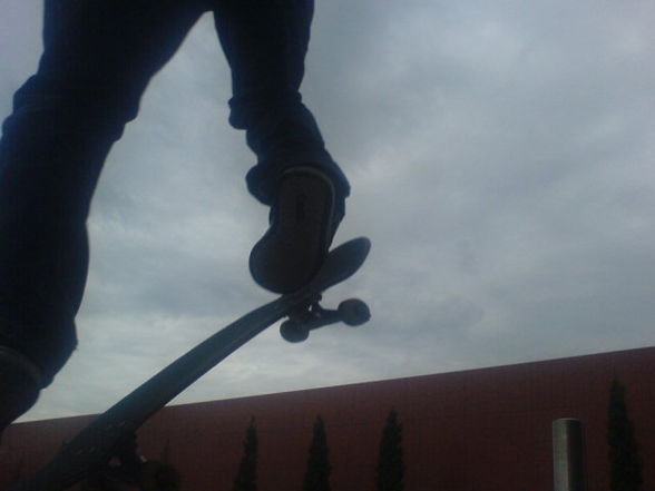 SKATEEEE - 