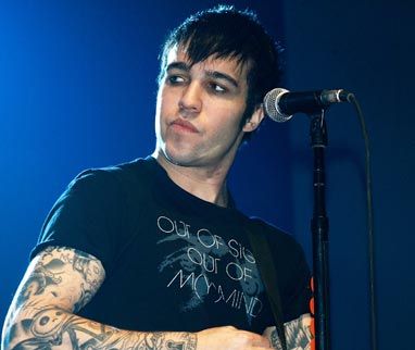 ? Pete Wentz ? - 