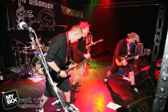 live @ Schl8hof 19.2.2010 - 