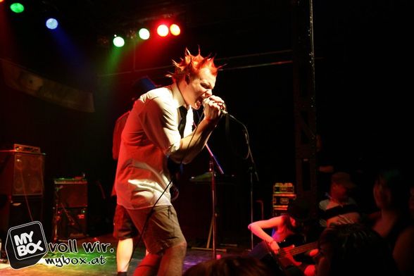 live @ Schl8hof 19.2.2010 - 