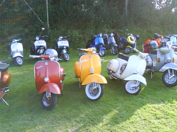  Vespa Weldrekordversuch Stadt Haag 2009 - 