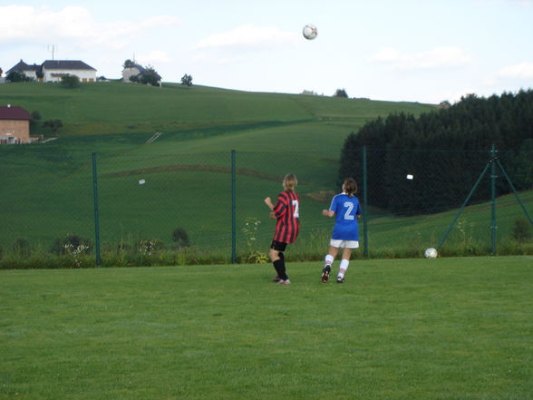 die Mädls am Ball - 