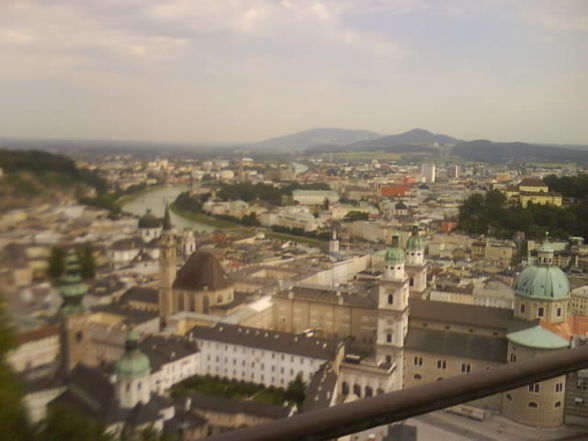 UrlAuB saLzBurG_gRaz  =) - 