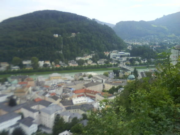 UrlAuB saLzBurG_gRaz  =) - 