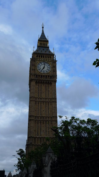 Big Ben and Houses of Parliament - 