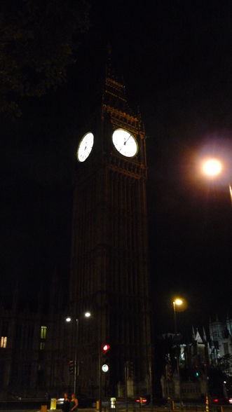 Big Ben and Houses of Parliament - 