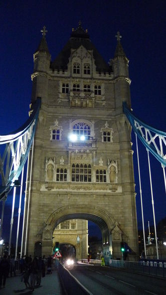 Tower Bridge and Tower of London - 