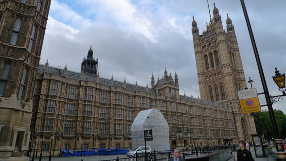 Big Ben and Houses of Parliament - 