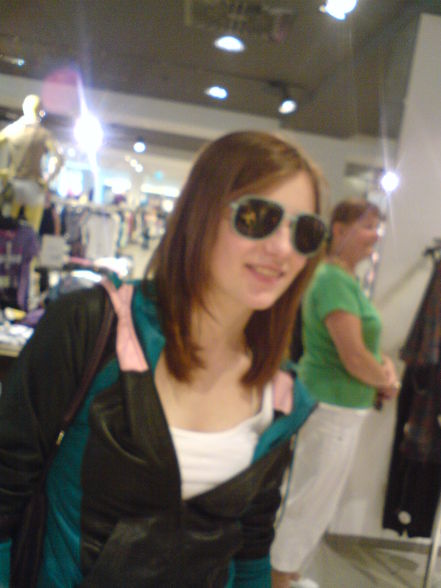 Shoppen mit meine Haseen in Liinz =)) - 