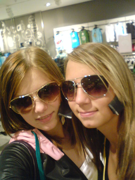 Shoppen mit meine Haseen in Liinz =)) - 