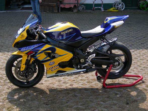  Gsx -R 1000 Yoshimura (saison 09) - 