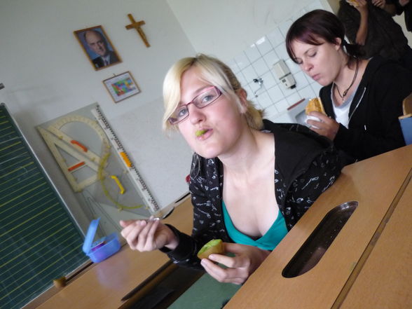 Schule..............................^^ - 