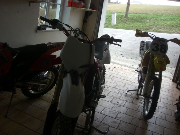 Motocross, Moped- es geht um ois ba uns - 