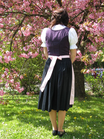 Dirndl fotos xD x3 x3 - 