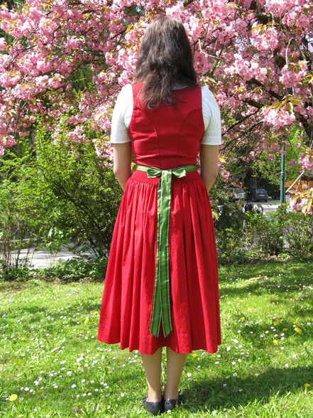 Dirndl fotos xD x3 x3 - 