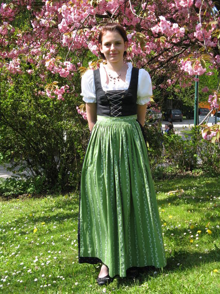 Dirndl fotos xD x3 x3 - 