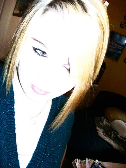 BLOND xD - 